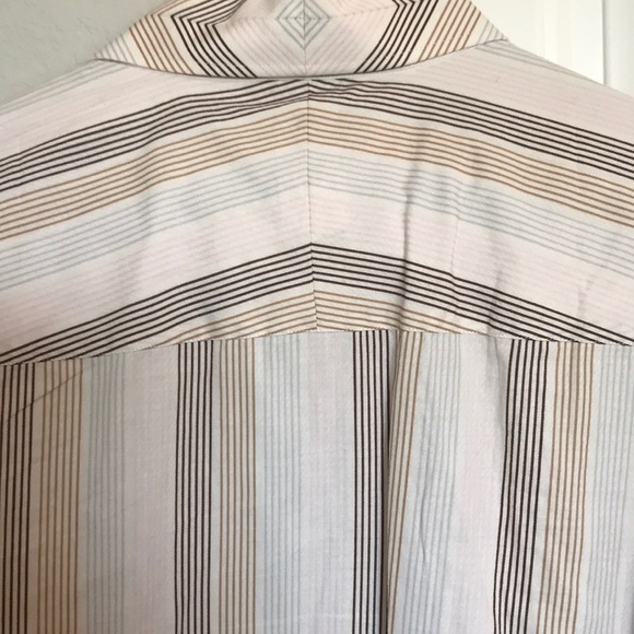 Button up with cuff links - Picture 5 of 5